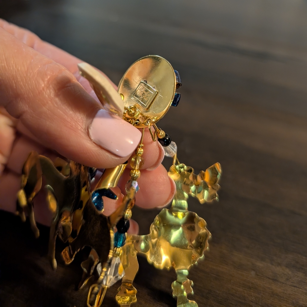 Lunch At The Ritz Show Dogs Clip-on Dangle Earrings - Picture 9 of 9